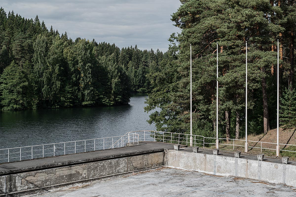 cold as hall, olympic spirit #36, finland, 2013 (olympic pentathlon 1952. the cold pool of 18c/64f helped i.hall from sweden win gold over the favored brazilians. today olympia pools have to be 24c)